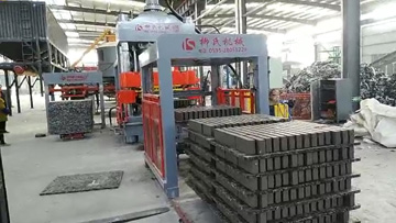 液壓磚機(jī)處理固廢、泥巴磚